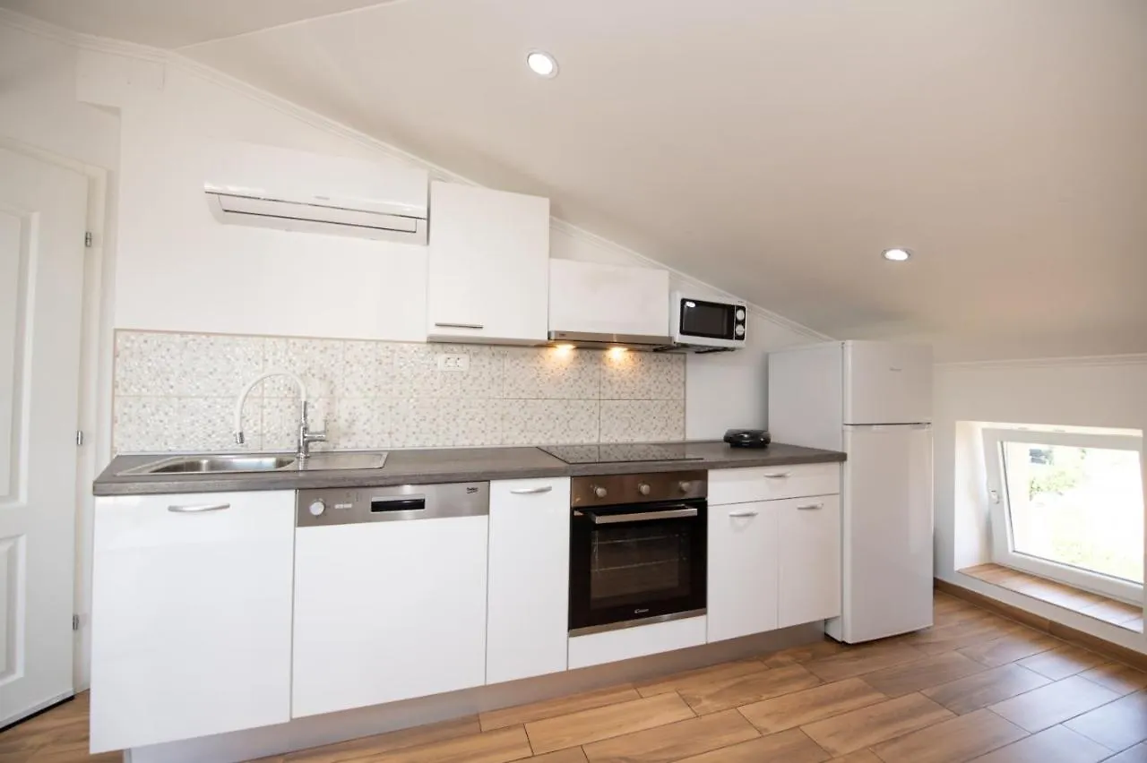 Apartment In Ika With Sea View, Balcony, Air Conditioning, Wifi 5025-2