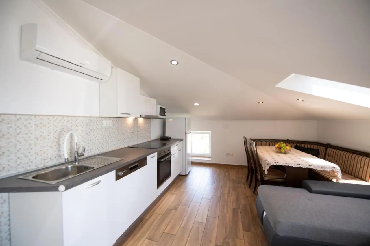 Apartment In Ika With Sea View, Balcony, Air Conditioning, Wifi 5025-2