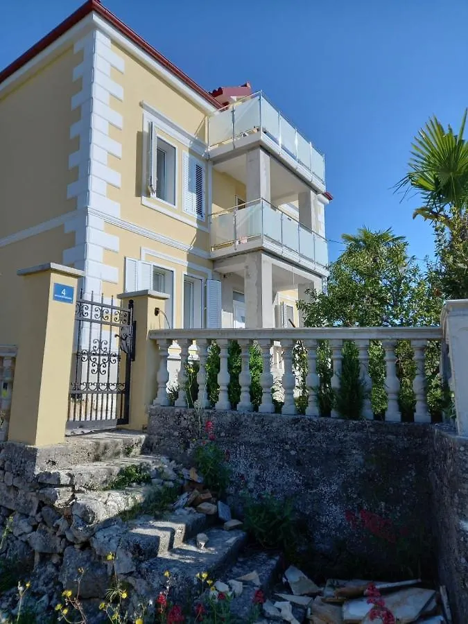 Apartment In Ika With Sea View, Balcony, Air Conditioning, Wifi 5025-2