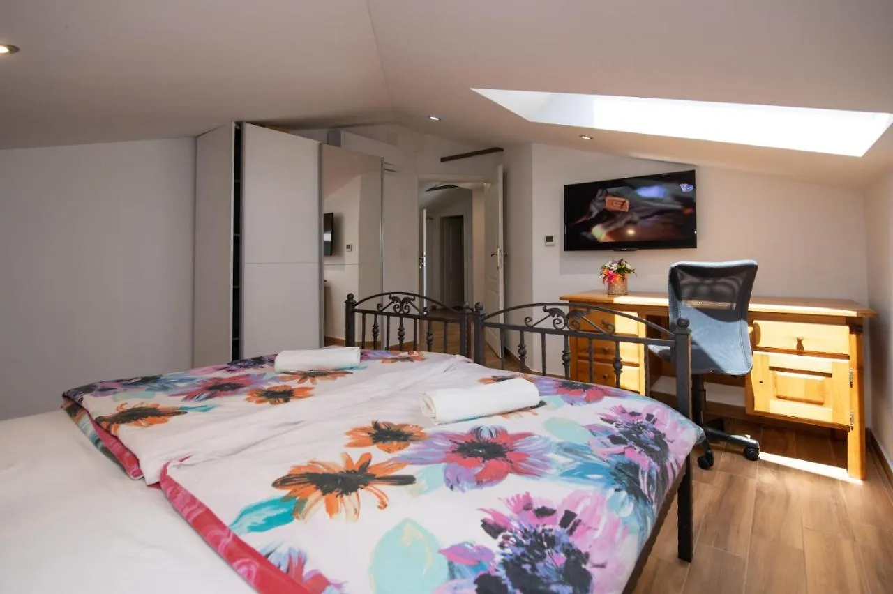 Apartment In Ika With Sea View, Balcony, Air Conditioning, Wifi 5025-2